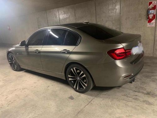 BMW Serie 3 3.0 330i Sedan Sport Line 252cv