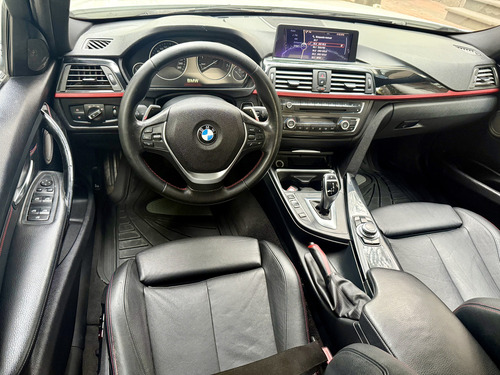 BMW Serie 3 2.0 328ia Sport Line At