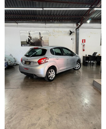 Peugeot 208 1.5 ALLURE 8V FLEX 4P MANUAL