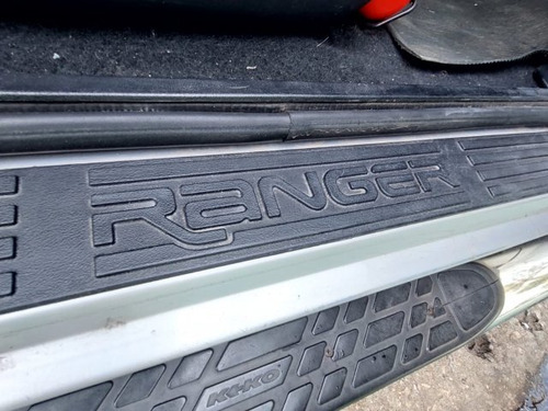 Ford Ranger Ranger 2.3 XLS 16V 4X2 CD GASOLINA 4P MANUAL