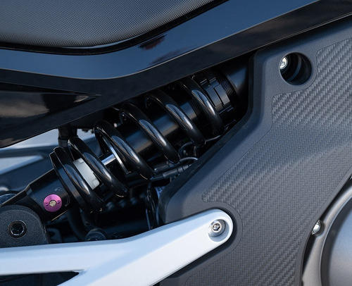 Imagen 9 de 15 de Cfmoto Mt650. 2 Años De Garantía. Financiada En 60 Cuotas