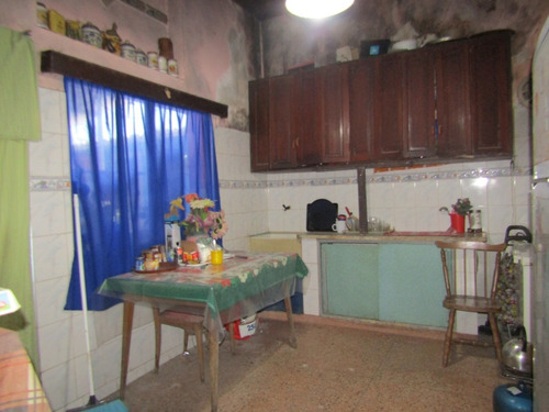 Casa Amplia + Apartamento + Fondo + Galpón Y Parrillero