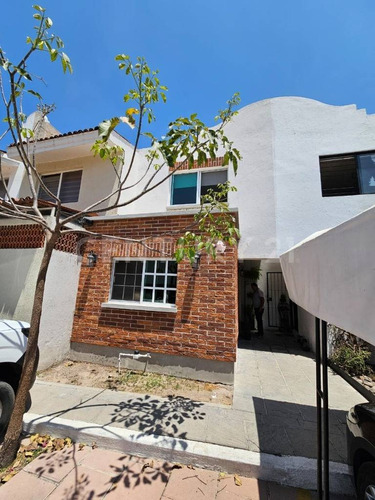 Casa En Venta, Ciudad Granja, Zapopan