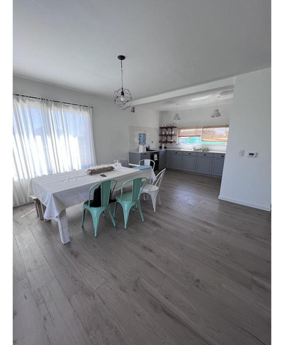Casa En Venta Canning Barrio San Lucas 4 Amb