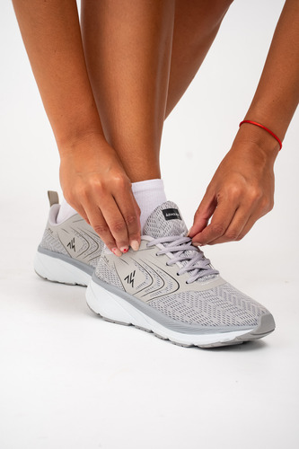 Zapatillas Mujer Deportiva Running Araquina Treval Cuero Eco