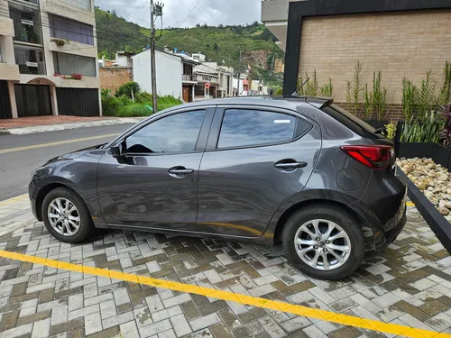 Mazda 2 Touring