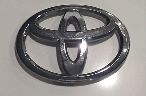 Emblema Frontal Insignia Toyota 4runner 2012