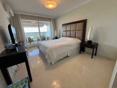 Alquiler De Apartamento En Mansa, Punta Del Este.