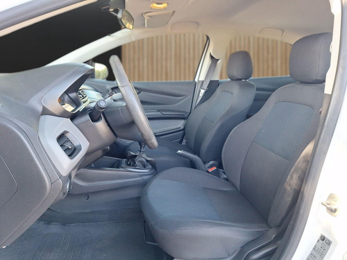 Chevrolet Onix HATCH Joy 1.0 8V Flex 5p Mec.