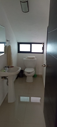 Imagen 10 de 17 de Renta Casa Cholul Gran Jardin