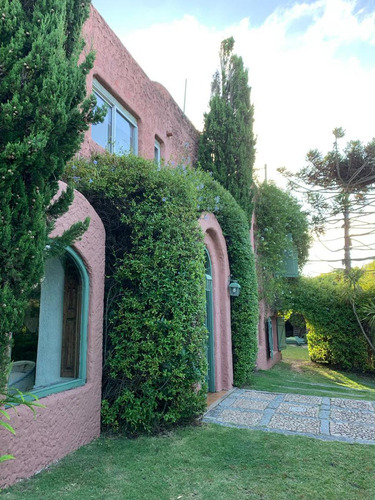 Hotel Pelícano, La Barra