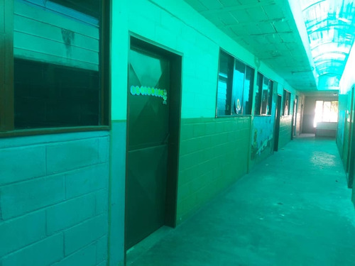 Imagen 2 de 7 de Katherine Castillo Vende Casa Remodelada A Colegio Urb Piedras Negras 2 Niveles