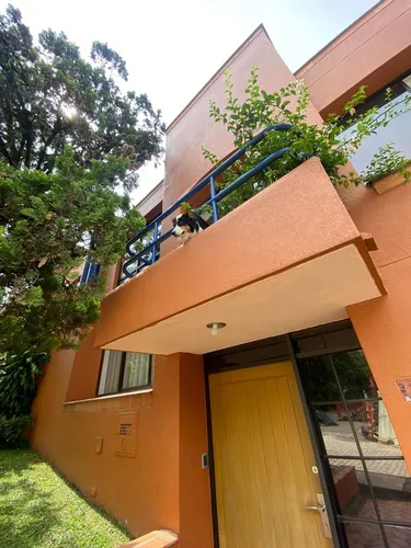 Casa En Venta En Los Balsos. Cod V12192