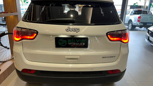 Jeep Compass 2.0 Sport Flex Aut. 5p
