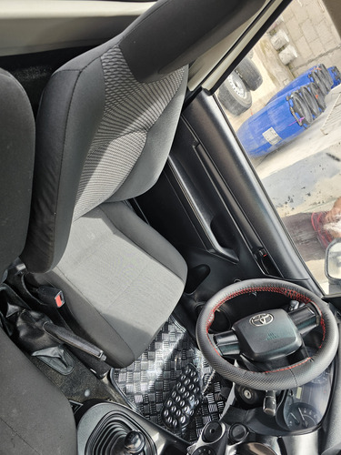 Toyota Hilux 2.7 Chasis Cabina Mt