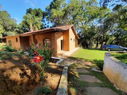 Cód 2939 - Sitio Maravilhoso Com Lago, Defrente Ao Asfalto!! - 2939