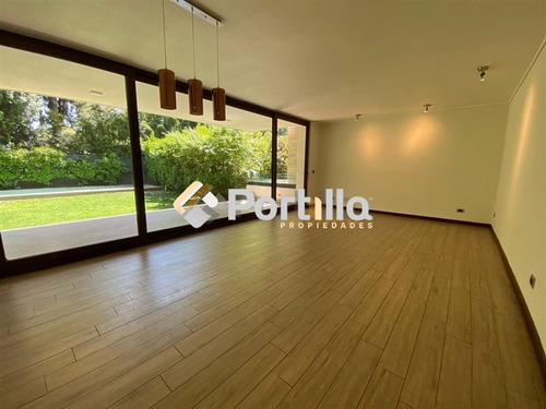 Departamento En Arriendo Ubicado En Estoril