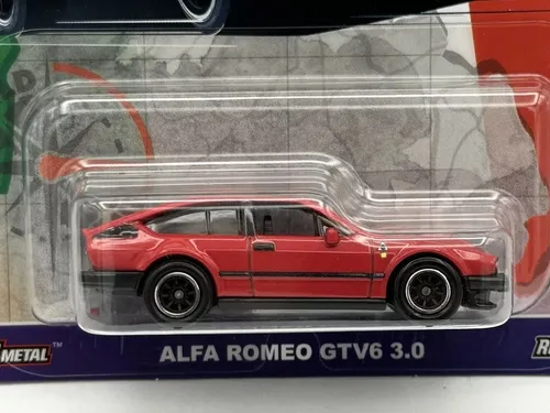 Hot Wheels Premium Alfa Romeo Gtv6 3.0 + Obsequio