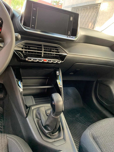 Peugeot 208 2021 1.6 Like Pack
