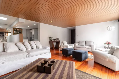 Apartamento En Arriendo/venta En Chicó Navarra. Cod A22231