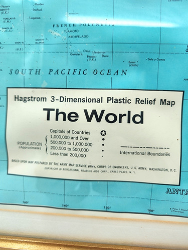 Mapa Planisferio Con Relieve Antiguo Enmarcado - Escritorio (Usado)