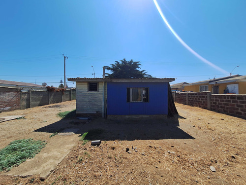 Venta Casa Pasos Playa, 3d 1b (78594)