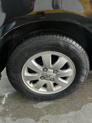 Peugeot 207 1.4 Xr Flex 5p