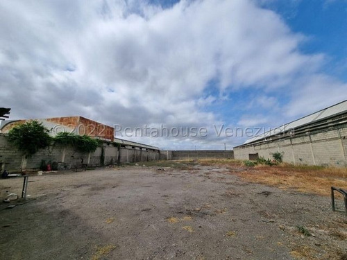 Imagen 4 de 30 de Terreno En Venta Zona Industrial , 2338 Metros2. Contacto 0424-5620928 Flex 22-19849 Z05