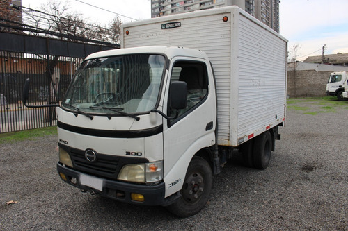 Hino Xzu 300 City