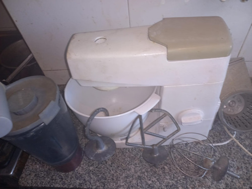 Batidora De Pie Kenwood Chef A701 Usada Beige N/a (Usado)