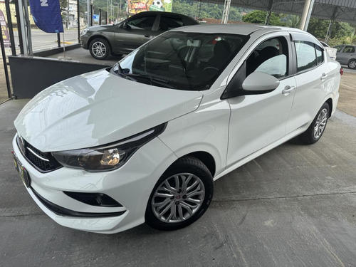Fiat Cronos 1.3 8V Flex
