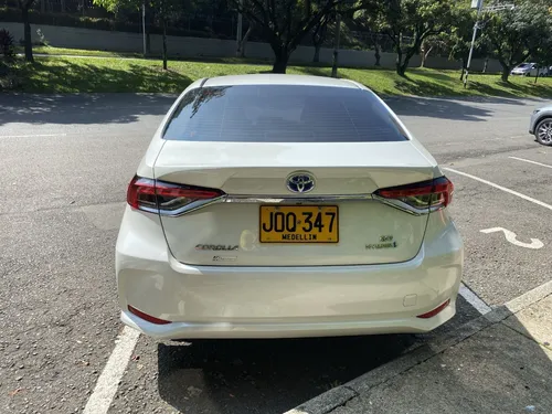 Toyota Corolla 1.8 Xe-i Hibrido At 4x2 2020