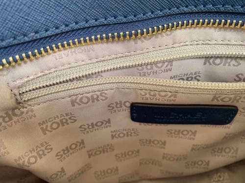 Cartera Michael Kors Con Tachas Única Última Colección