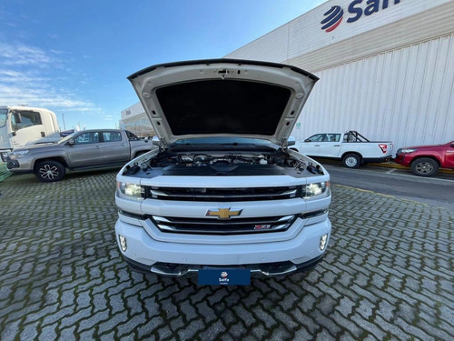 Chevrolet Silverado 5.3 LTZ 4WD CC A AT 4P
