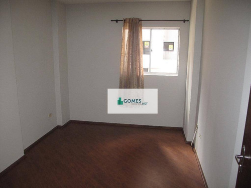 Apartamento Com 3 Dormitórios Para Alugar Por R$ 1.300,00/mês - Jardim Botânico - Curitiba/pr - Ap0131