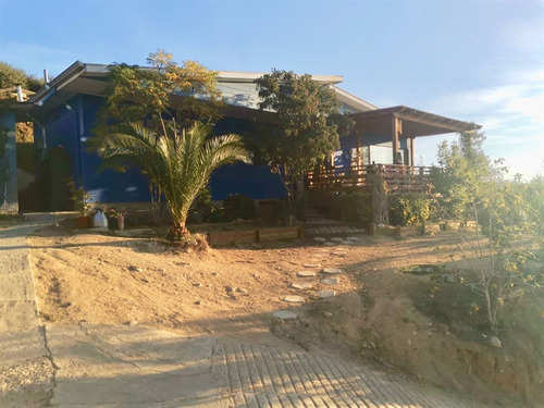 Casa En Venta De 4 Dorm. En Quilpué