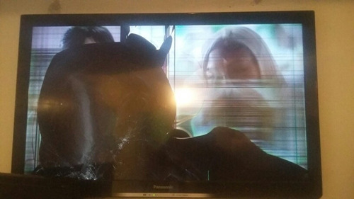 Imagem 1 de 2 de Televisão Com Defeito!