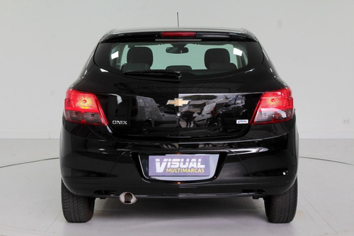 Imagem 3 de 13 de Chevrolet Onix 1.0 Joy Flex Manual 6m - 2019 - Preto