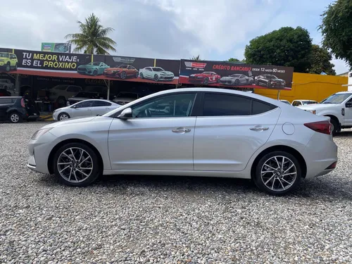 Hyundai Elantra 2.0 Limited Tech Navi At