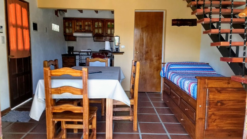Imagen 2 de 8 de Cabañas Para 2 /4/6 Personas