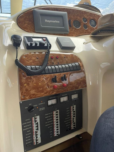 Imagen 6 de 12 de Yate Azimut 39 Lv2141