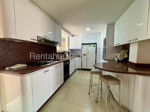 Se Vende Bella Casa En Cumbres De Curumo Mls 26-356