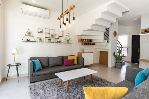 Imagen 2 de 25 de Casa En Venta En La Zona Diamante De Playa Del Carmen A Sol