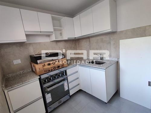 Imagen 3 de 10 de Departamento De 2 Ambientes - Simbrón 3700