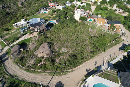 Lote 1.185m2 En Excelente Ubicación En Villa Del Lago A 250mts De R38, Permuto Vehiculos