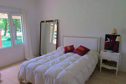 Venta Campo De 58hs Con Casco Moderno En Lobos