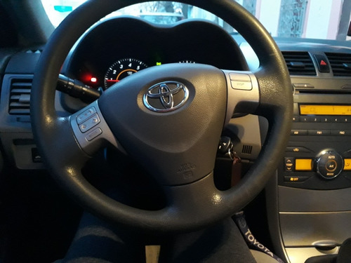 Imagen 6 de 13 de Toyota Corolla 1.8 Xei Mt 2009