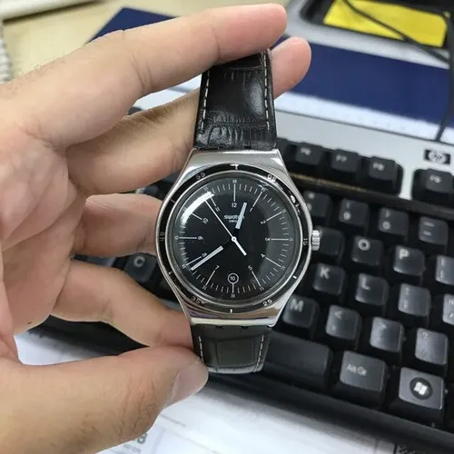 Reloj Swatch Yws400 Trueville Black Brown Cuero Color De La Malla