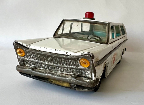 Gorgo Antiguo Auto De Hojalata Litografiada Ambulancia  M014