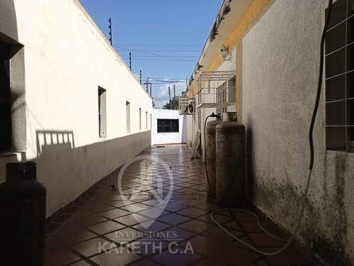 Imagen 5 de 10 de Hermosa Y Amplia Casa Cerca A La Av. Andrés Eloy Blanco